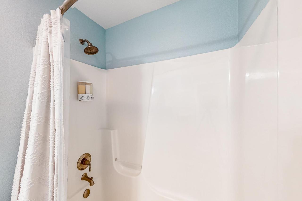 Coastal Serenity - Unit A - Top Floor Kill Devil Hills Esterno foto
